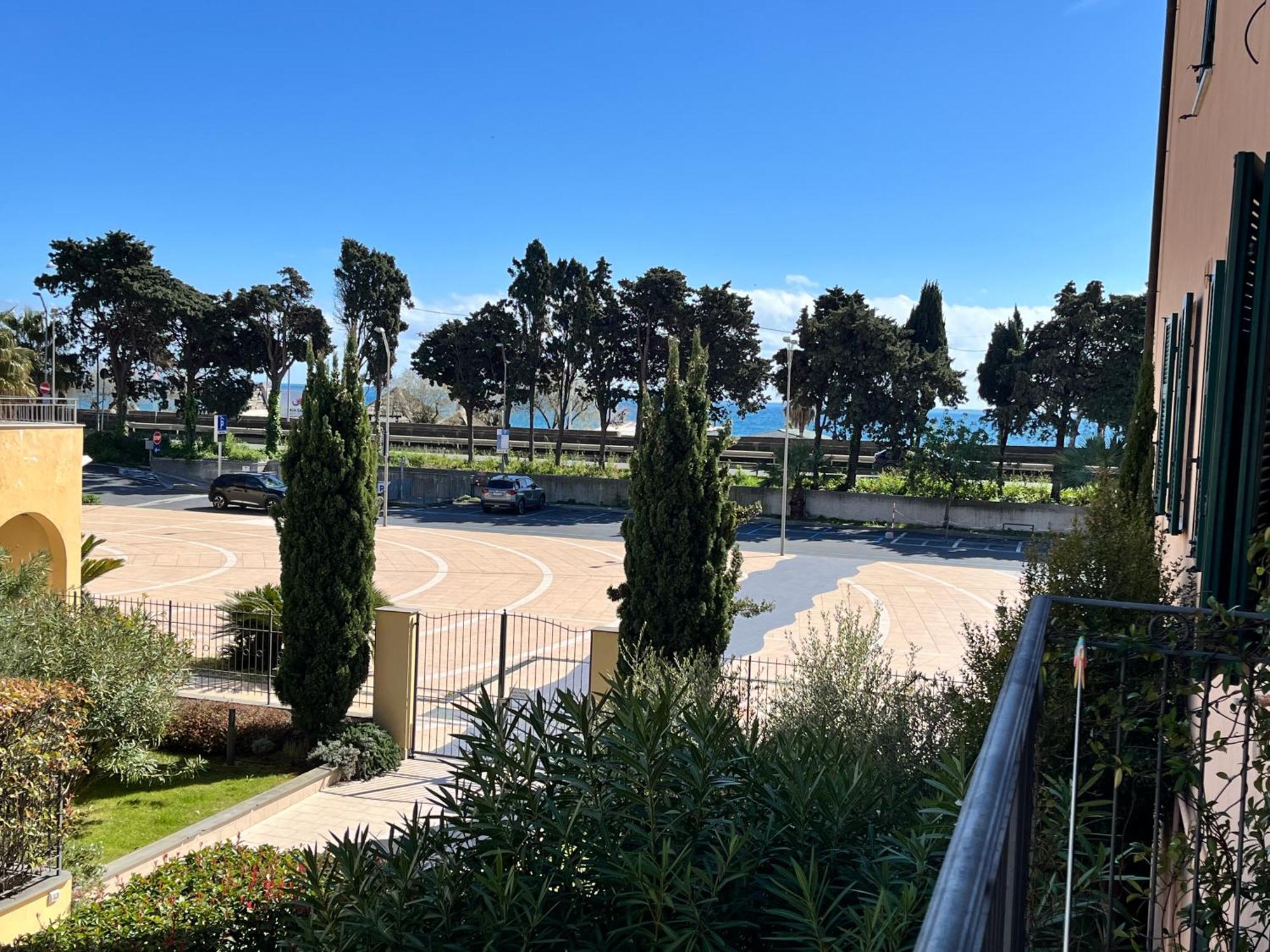 Studio Mer Piscine Cala Di Sole Imperia Italie Mono Locale Une Seule Piece Kültér fotó