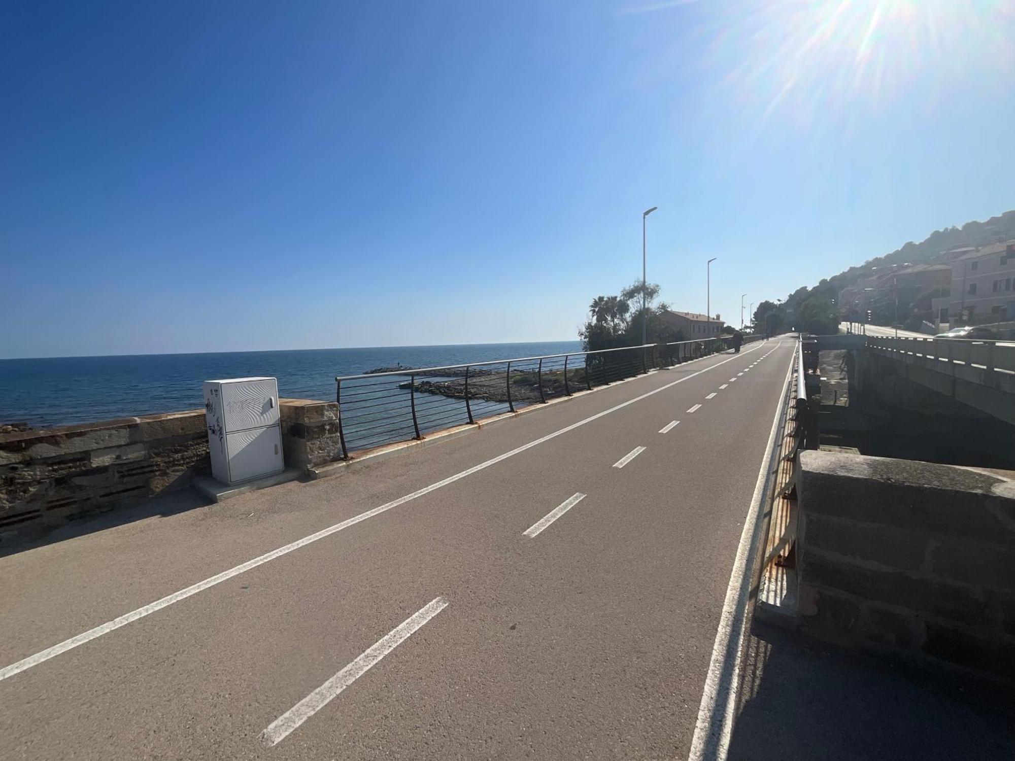 Studio Mer Piscine Cala Di Sole Imperia Italie Mono Locale Une Seule Piece Kültér fotó