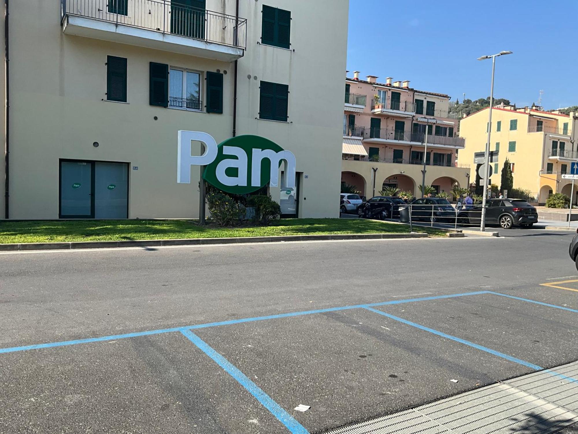 Studio Mer Piscine Cala Di Sole Imperia Italie Mono Locale Une Seule Piece Kültér fotó