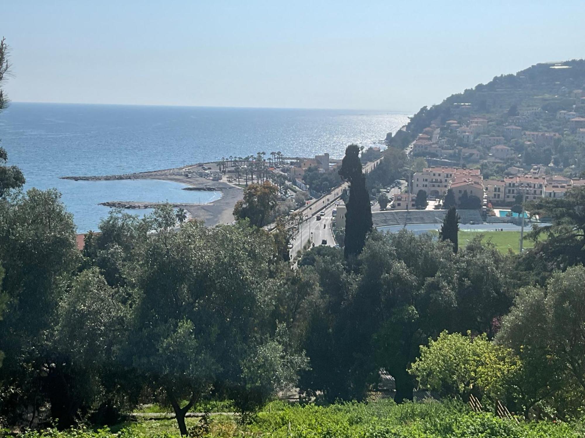 Studio Mer Piscine Cala Di Sole Imperia Italie Mono Locale Une Seule Piece Kültér fotó