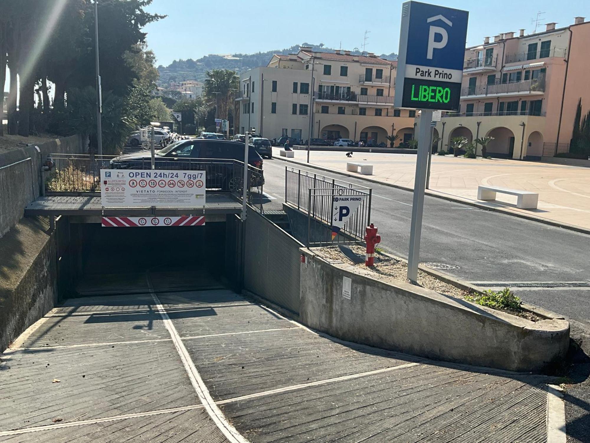 Studio Mer Piscine Cala Di Sole Imperia Italie Mono Locale Une Seule Piece Kültér fotó