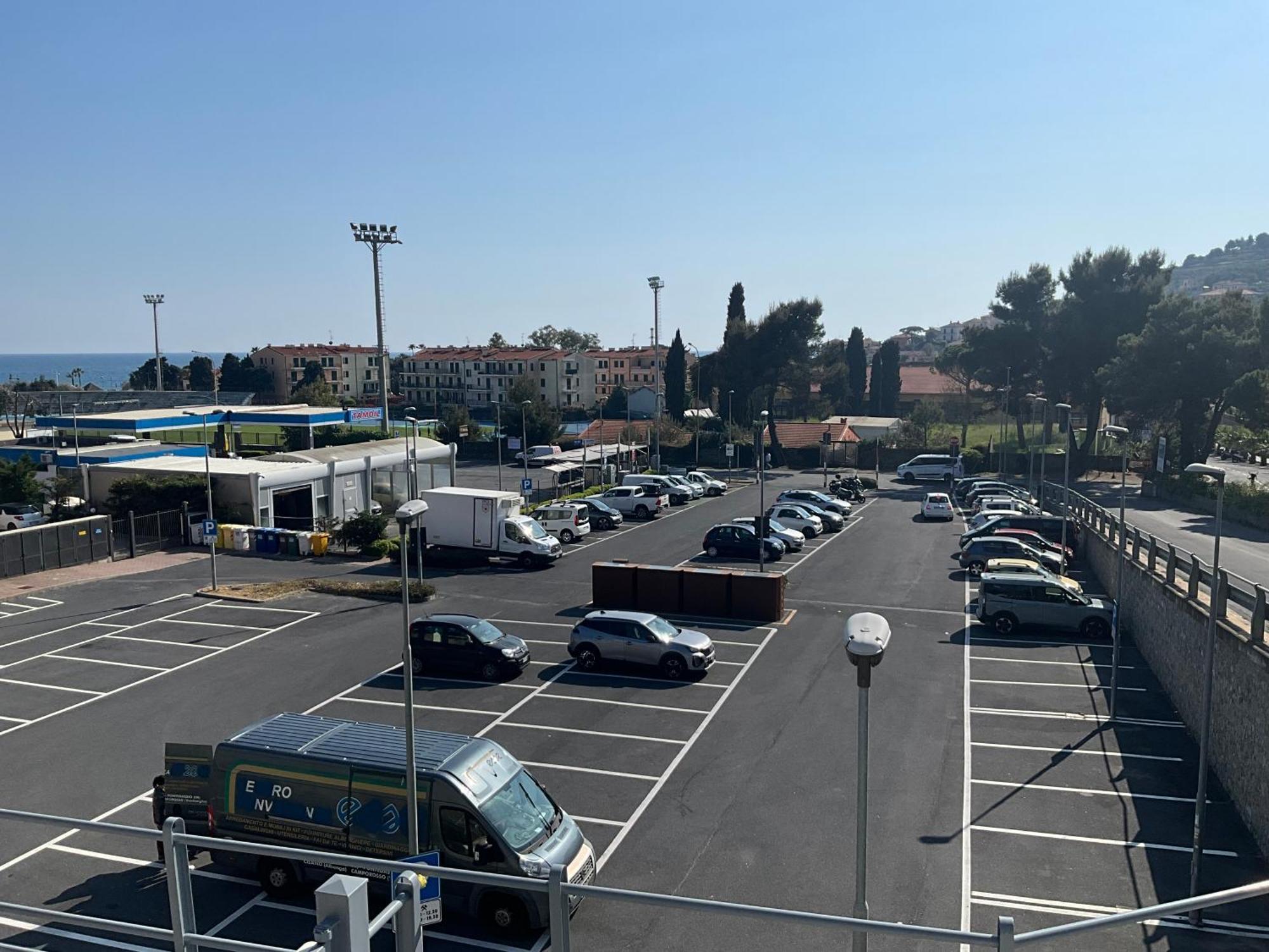 Studio Mer Piscine Cala Di Sole Imperia Italie Mono Locale Une Seule Piece Kültér fotó